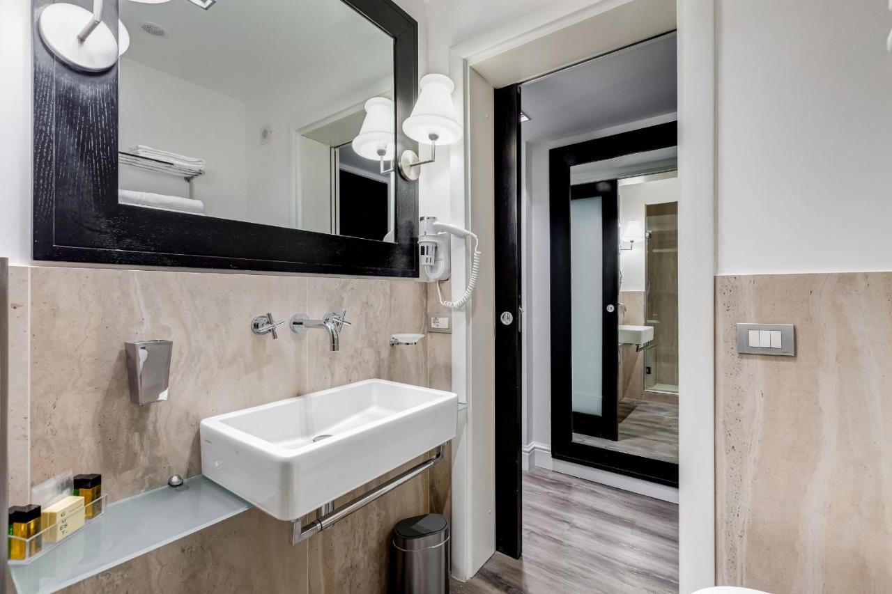 Residenza A -Via Veneto Fashion Rooms -Self Check-In Rom Eksteriør billede
