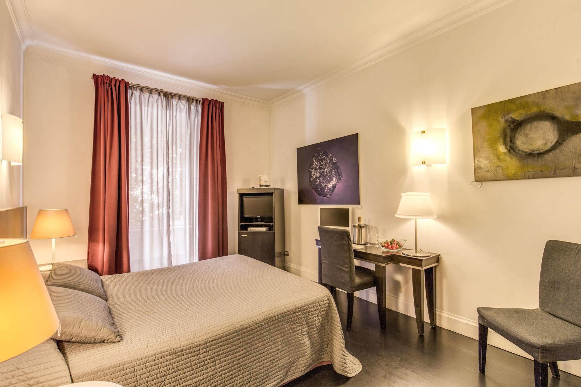 Residenza A -Via Veneto Fashion Rooms -Self Check-In Rom Eksteriør billede